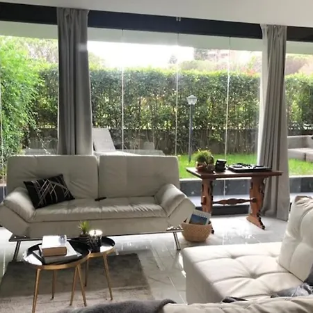 Favoloso Con Giardino לינה וארוחת בוקר