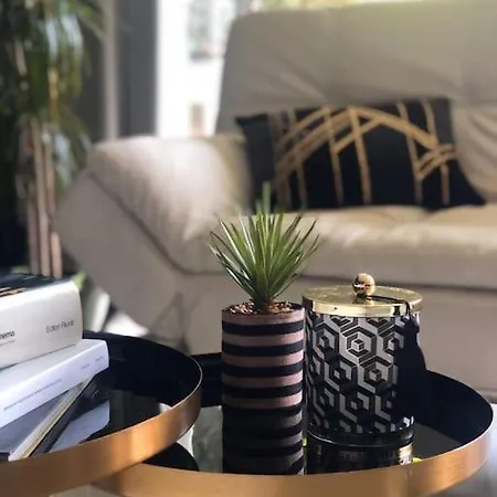 Favoloso Con Giardino 3*